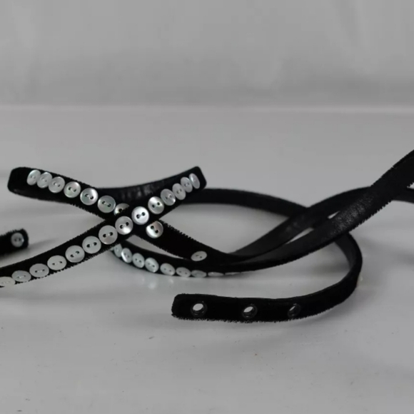 Chanel black iridescent pearl button wraparound velvet leather line skinny belt